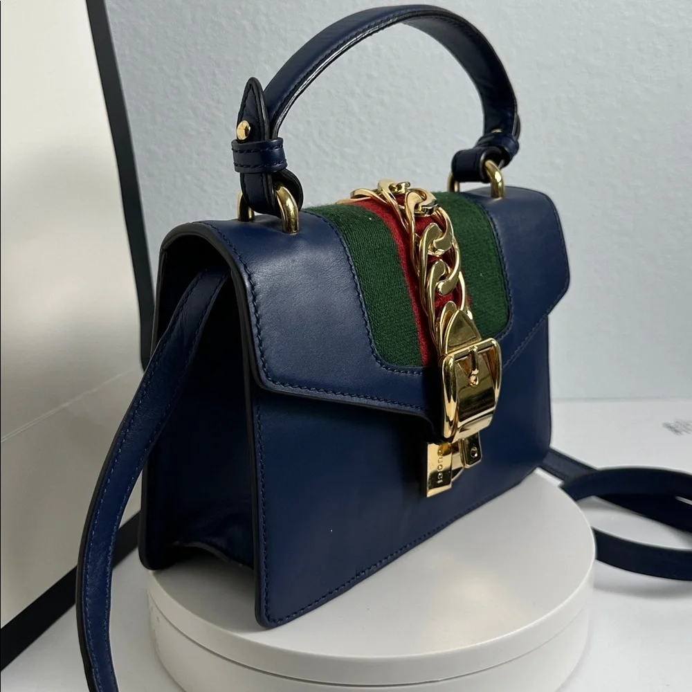 💯Authentic Gucci Navy Blue Sylvie Mini Top Handle Bag in leather 🍀 - Picture 17 of 17
